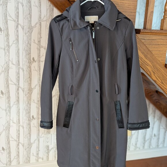 Michael Kors coat - Picture 1 of 3